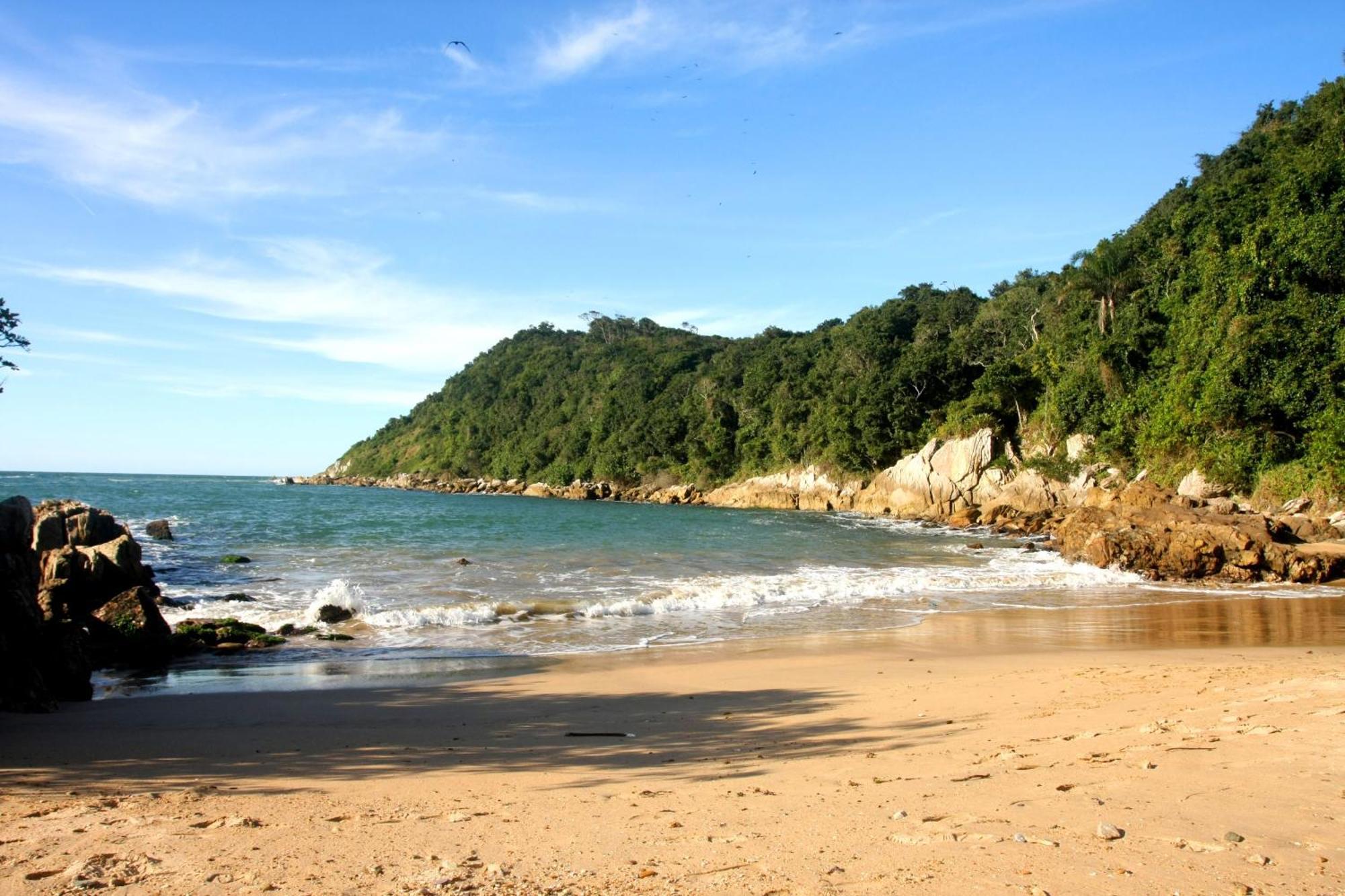 Pousada Ilha Do Itacolomi Penha  Eksteriør bilde